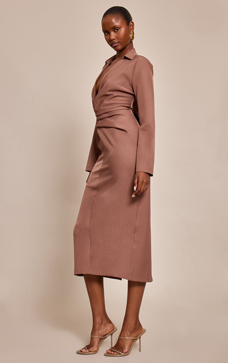 https://cdn-img.prettylittlething.com/e/2/0/6/e2066c5397073f92245a75ce27066ea2ae220888_CNO3110_3_chocolate_woven_wrap_detail_long_sleeve_maxi_dress.jpg
