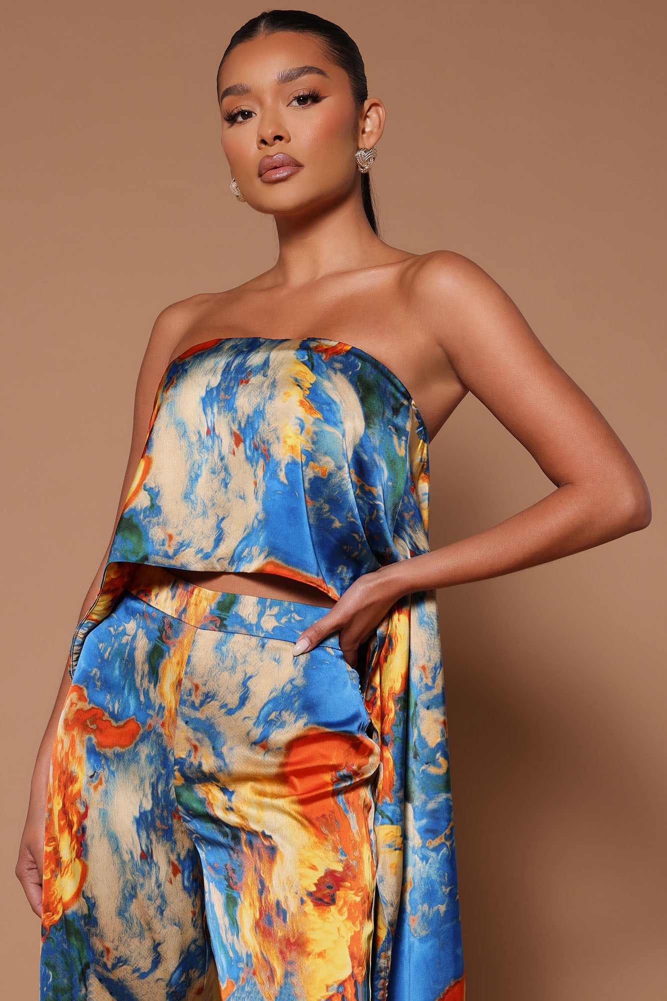 https://cdn.shopify.com/s/files/1/0293/9277/products/12-21-22Studio9_KJ_DJ_10-47-00_9_GW22C1541B_Royalcombo_5466_SG.jpg?v=1673384263