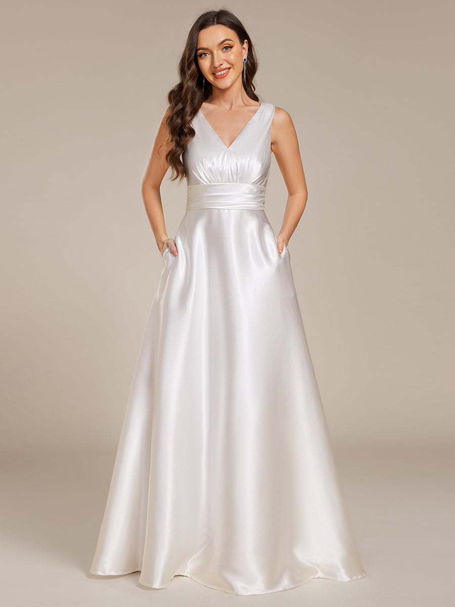 https://cdn.shopify.com/s/files/1/0131/4485/0496/files/ES02326WH-R3_8857da96-619c-4599-840c-94b3fc01c712.jpg?v=1746600126
