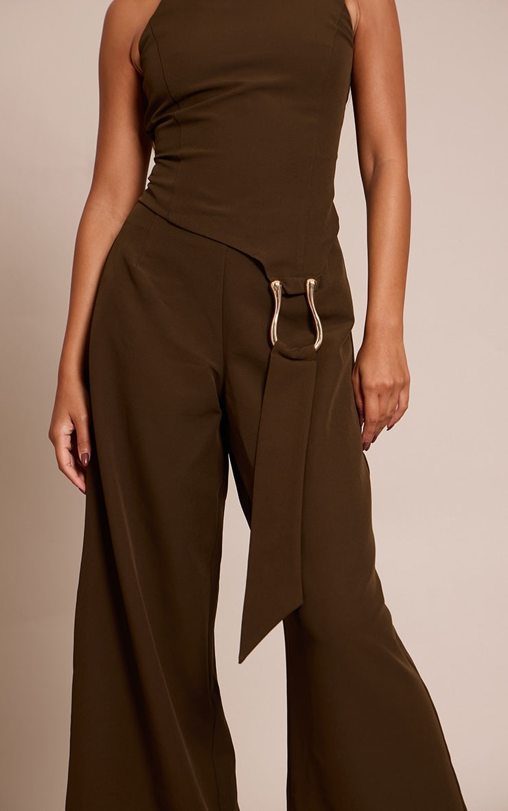 https://cdn-img.prettylittlething.com/a/2/7/2/a27260c186000b2c7b9e148850100b2d6a69bde8_CNO3077_4_khaki_woven_belt_trim_detail_straight_leg_jumpsuit.jpg