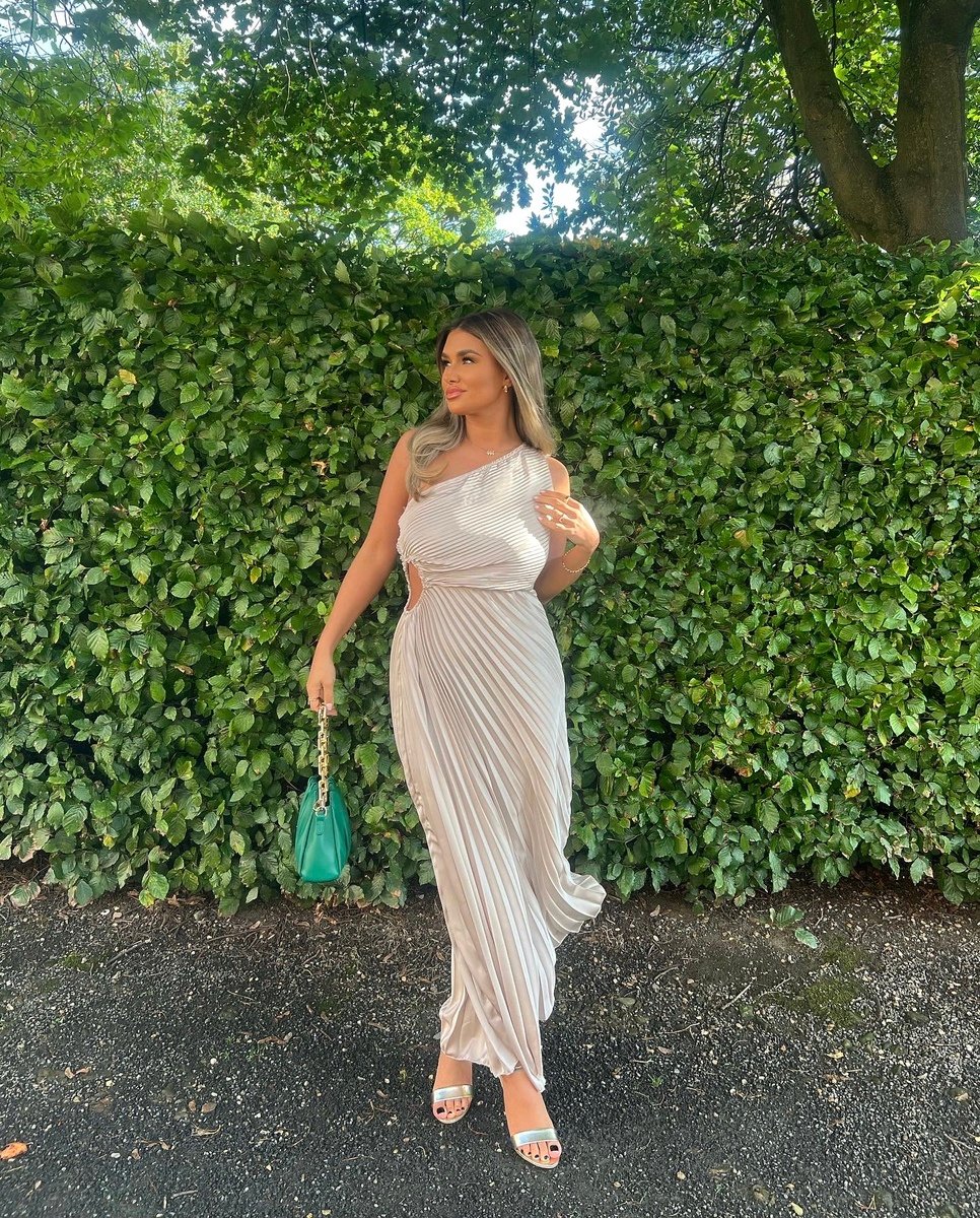 One Shoulder Cut Out Pleated Party Dress-4